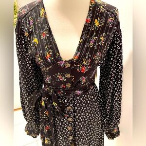 NWT Free People Black Floral Tunic top Button down Front Tie Waist Size Small